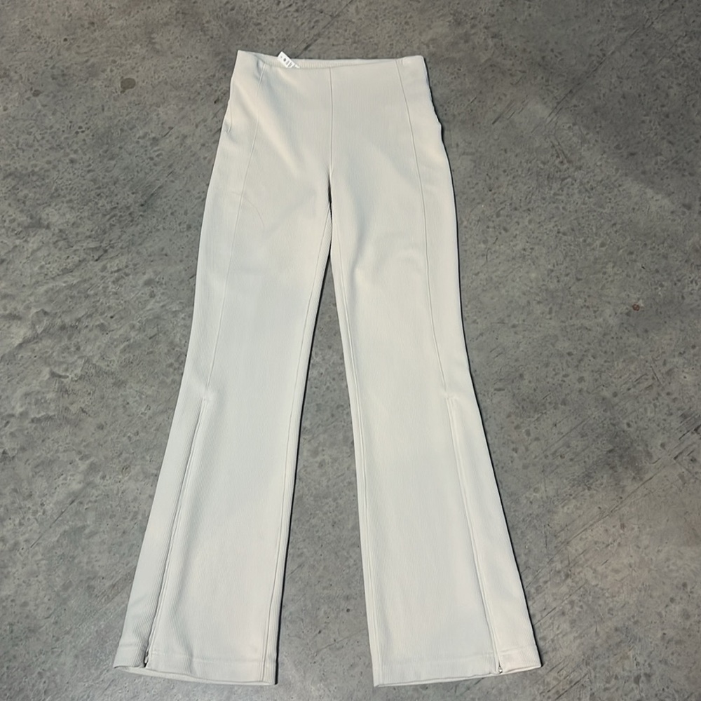 Like New Lululemon Softstreme Rib Zip Flare Legging in White Opal